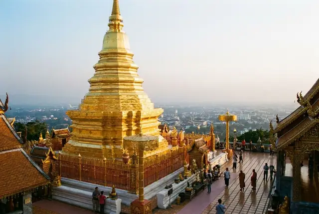 Chiang Mai + Doi Tour